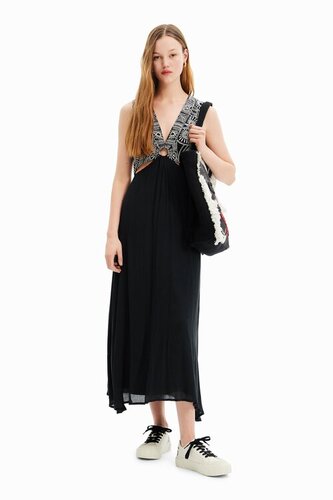 Sukienki marki Orsay z kolekcji wiosna 2023 od zł